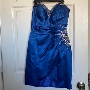 Blue mini strapless dress